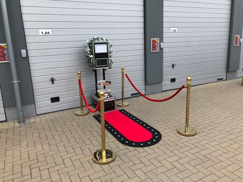 Fotobox ohne Druck VIP Set Selfiebox Fotobooth mieten bei hüpf24