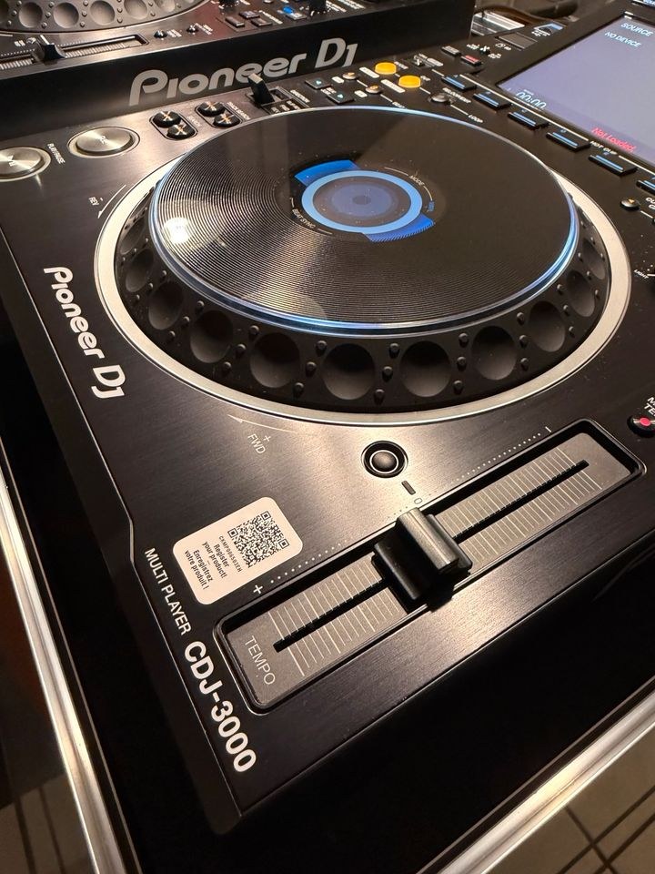 Pioneer CDJ 3000 DJ Mixer Pa Anlage Musikanlage mieten bei hüpf24 – 4