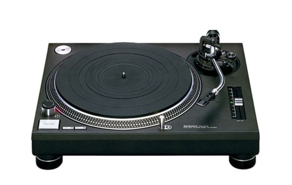 Technics SL1210 MK2 Pioneer PA Anlage DJ Mix mieten bei hüpf24