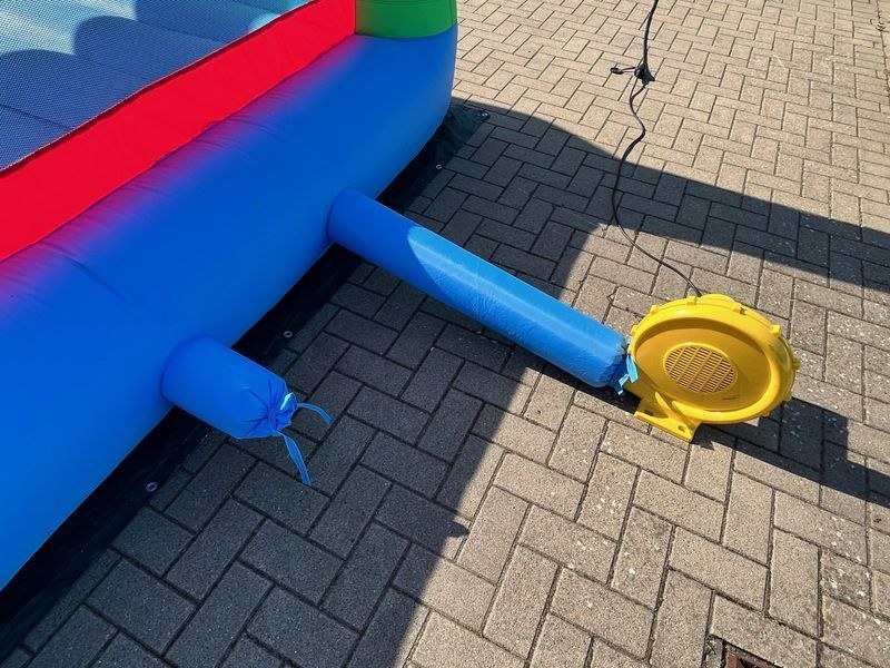 Einsteiger Hüpfburg Rutsche Kleinkinderhüpfburg mieten bei hüpf24 – 3