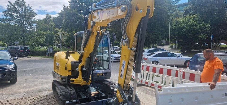 Bagger Minibagger 6,5 Tonnen mieten bei miet-deine-Werkzeuge
