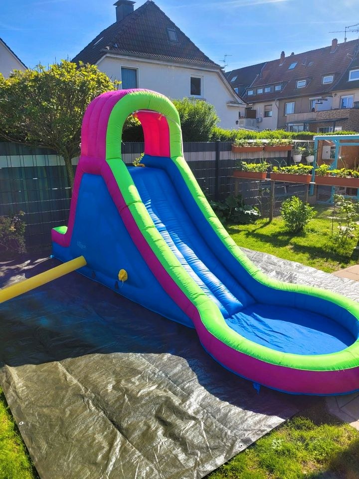 Hüpfburg Wasserrutsche mieten bei M.D. Sunshine Events