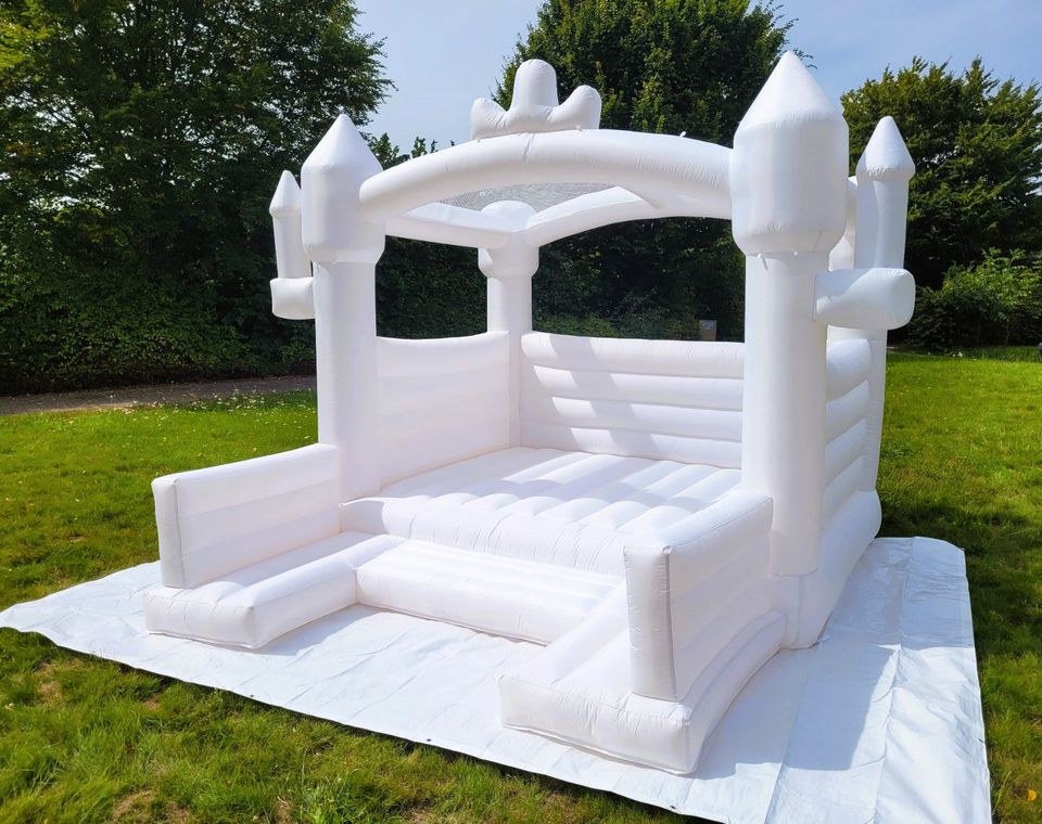 Hüpfburg White Wedding mieten bei M.D. Sunshine Events – 3