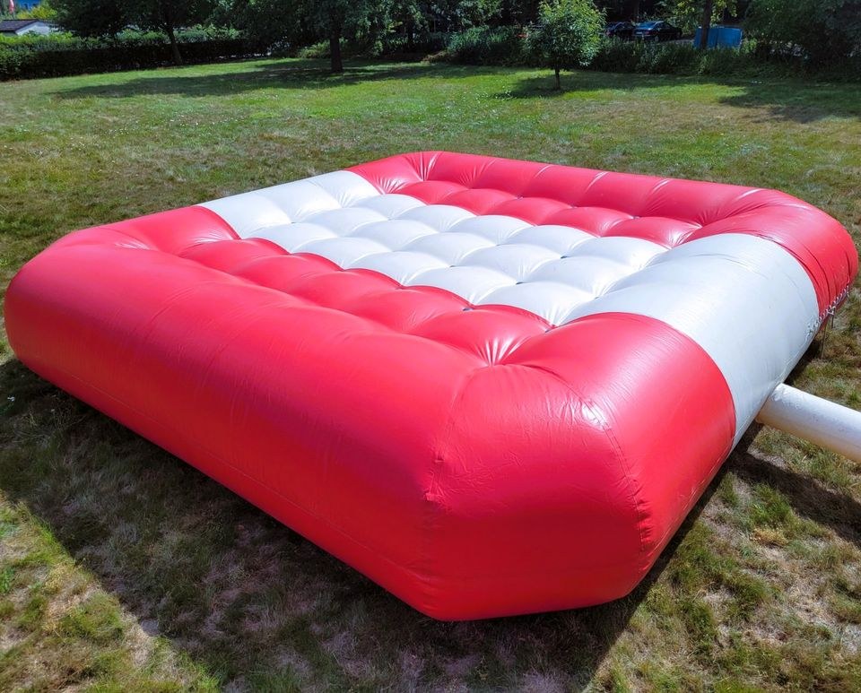 Mega Hüpfkissen XXL 7x7m mieten bei M.D. Sunshine Events – 2