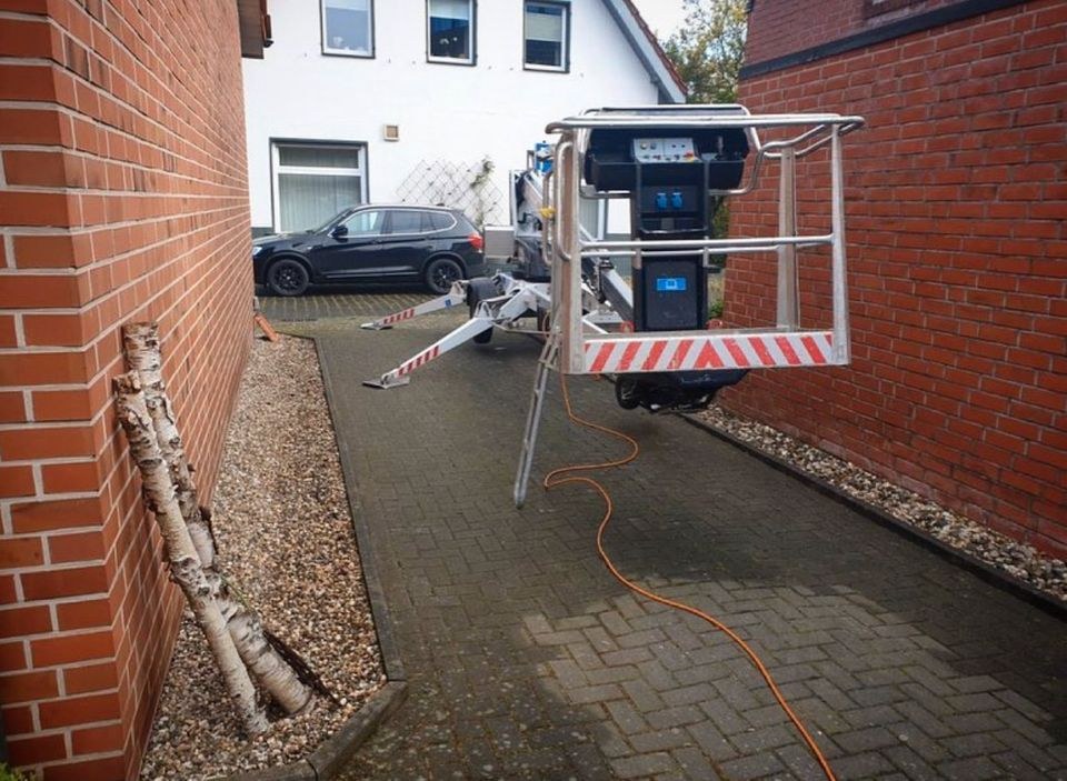 DinoLift 150T Anhängerbühne 15m mieten in Borken – 2