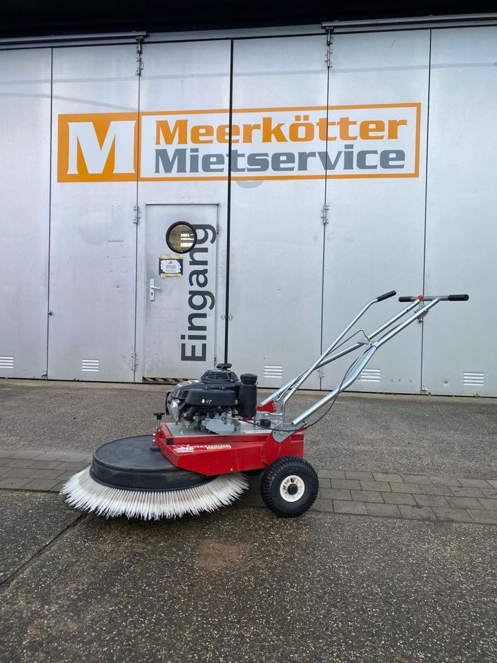 Westermann Radialbesen MBR 800 mieten in Borken