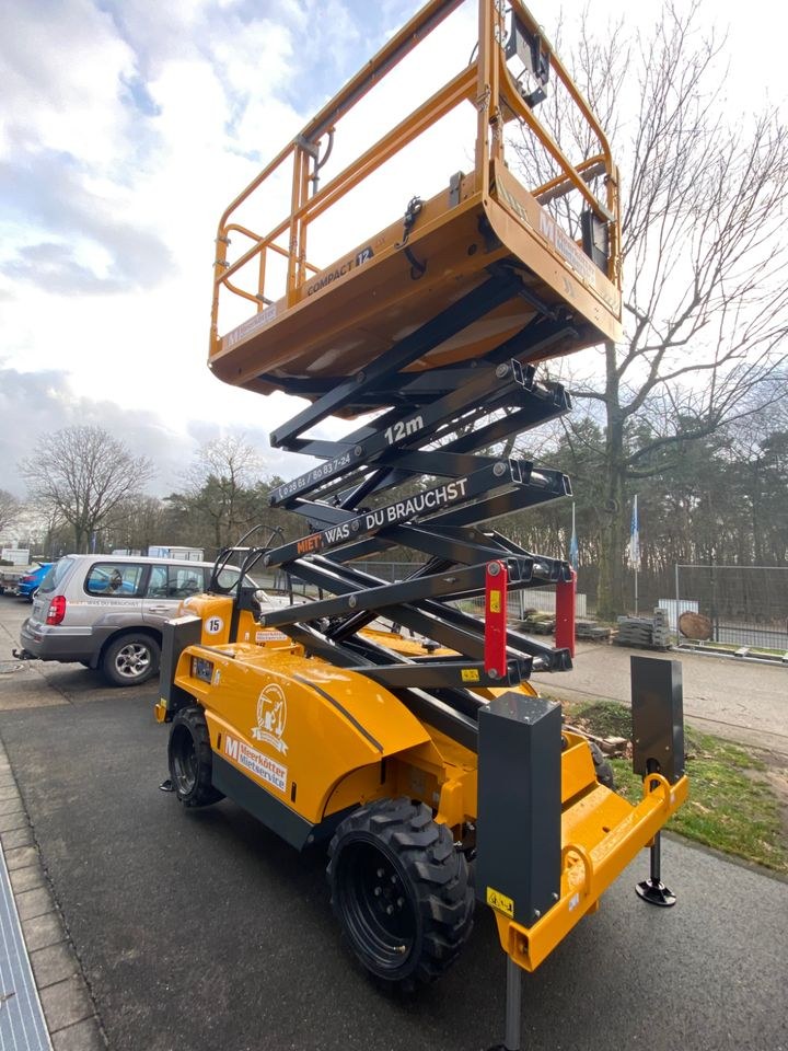 Haulotte Compact 12 DX Allrad Scherenbühne 12m mieten in Borken – 4