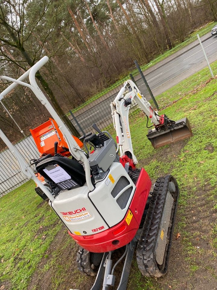Takeuchi TB210 R Microbagger 1,0 Tonne mieten in Borken – 4