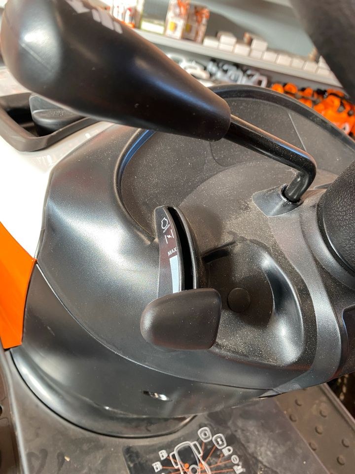 STIHL RT5097 Aufsitzmäher mieten in Borken – für Garten & Grundstück – 3
