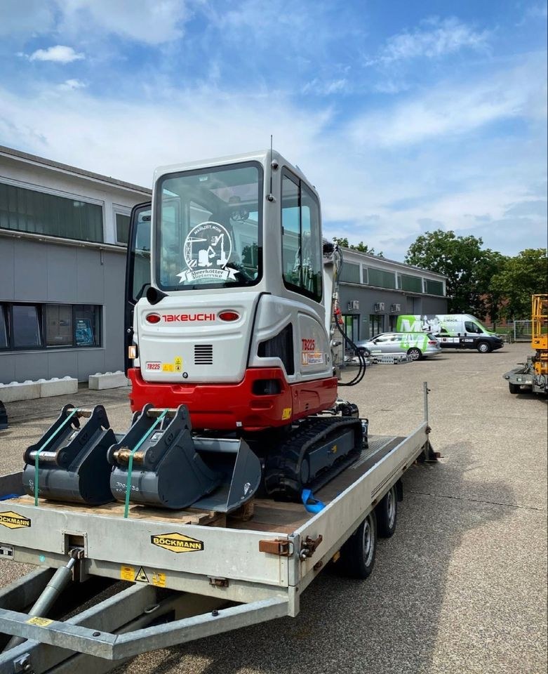 Takeuchi TB225 Minibagger 2,5 Tonnen mieten in Borken – 3