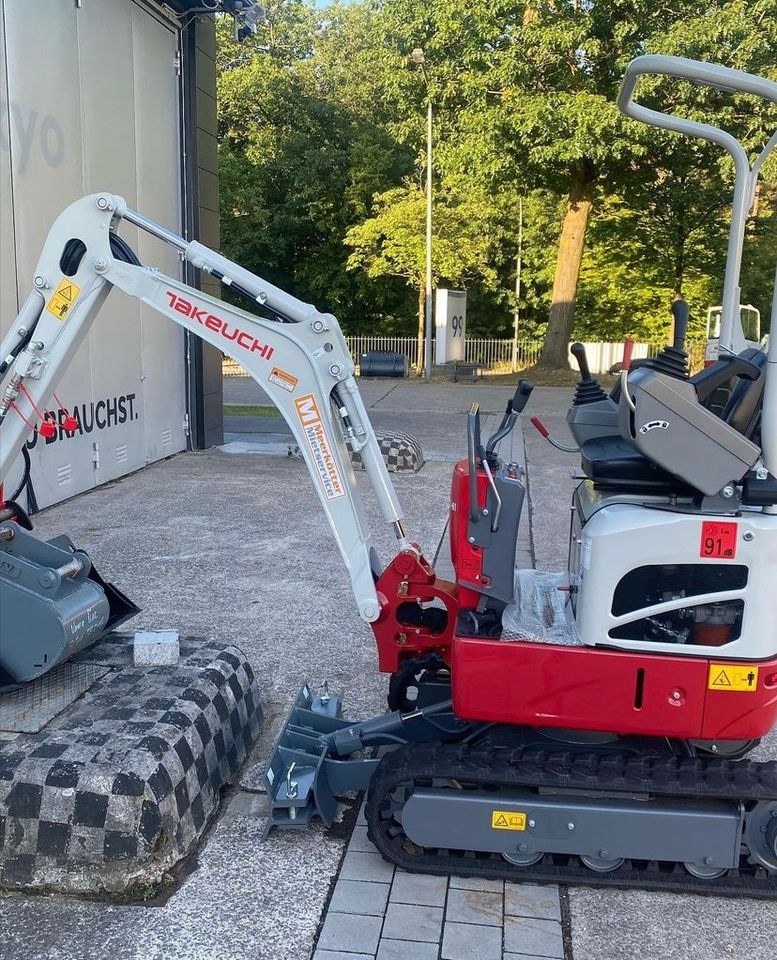 Takeuchi TB210 R Microbagger 1,0 Tonne mieten in Borken – 2
