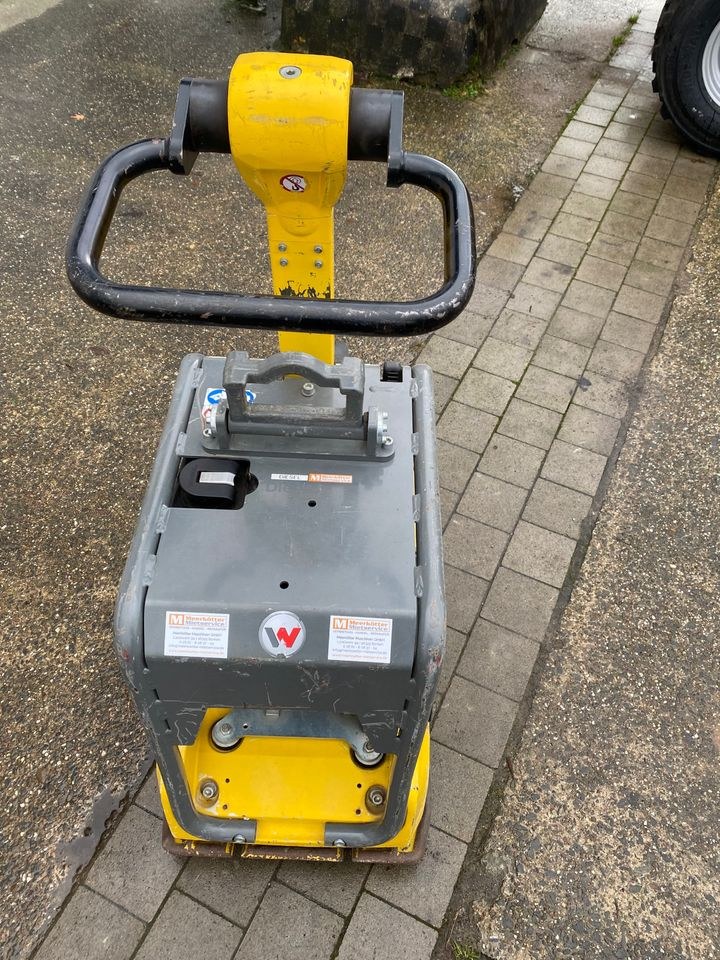 Wacker DPU3750 250 KG Rüttelplatte mieten in Borken – 3