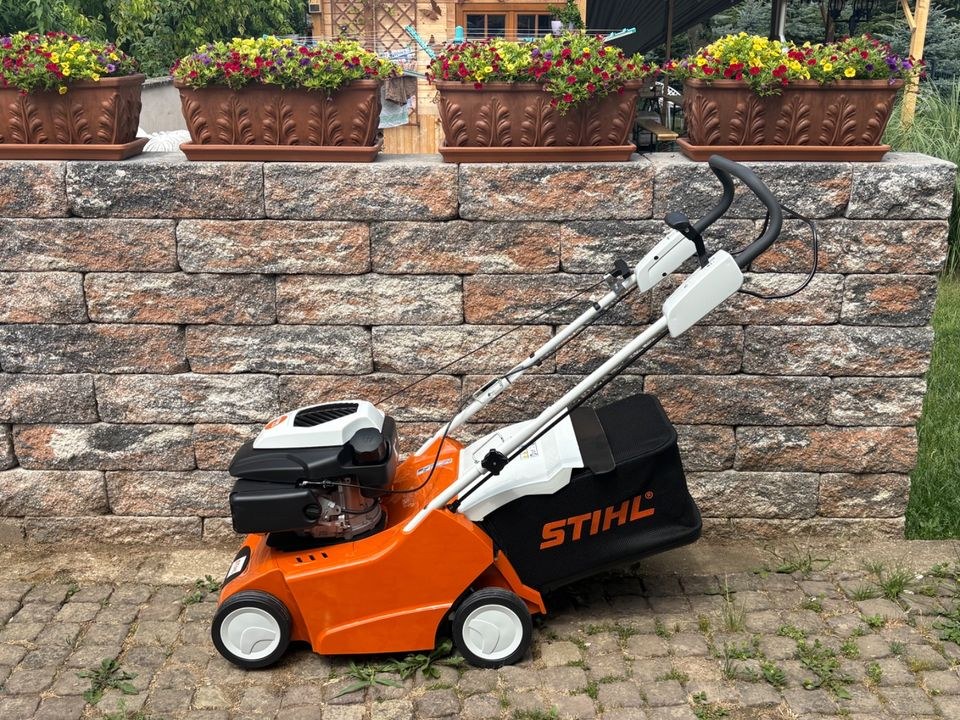 STIHL RL 540 Benzin Vertikutierer Rasenlüfter mieten bei MENGTOOLS
