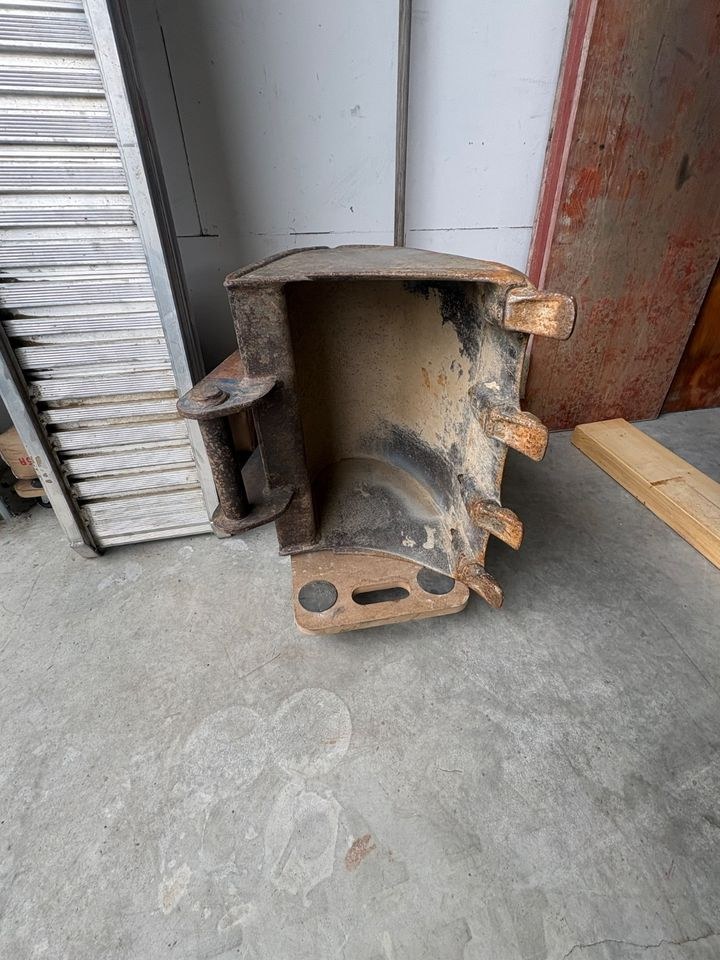 Bagger Takeuchi TB 216 Minibagger Kleinbagger mieten bei MENGTOOLS – 4