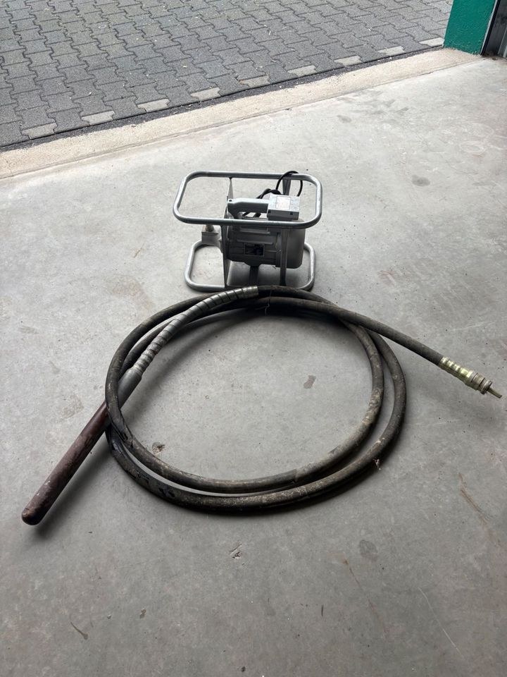 Betonrüttler Flaschenrüttler Innenrüttler 800W mieten bei MENGTOOLS