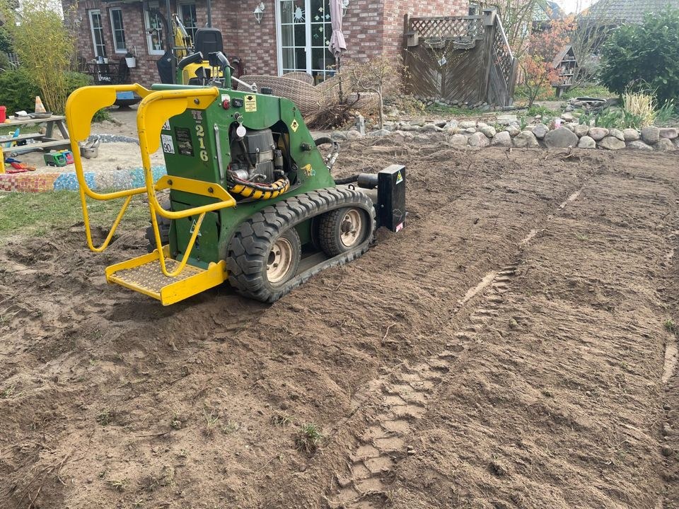 Kompaktbagger 2,7T Powertilt mieten bei André Meyer – 2
