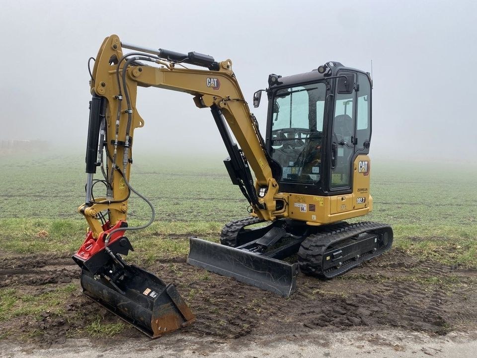 2,7t Bagger Schwenklöffel Anhänger Lieferung mieten bei MHmobil – 4