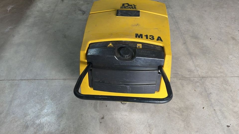 Baukompressor Kaeser M13A Erdraketen mieten bei Miet-Express