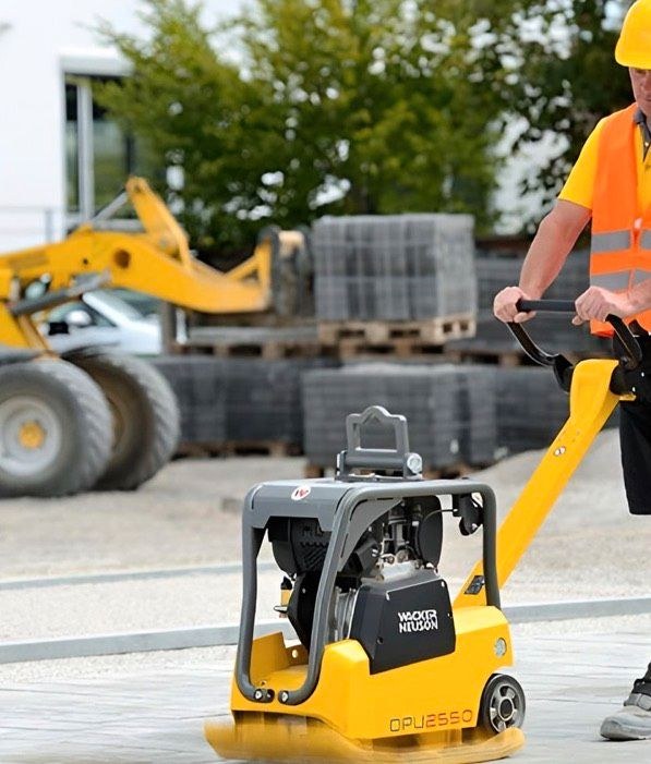 Wacker Neuson DPU 2550h Rüttelplatte mieten bei Miet-Express – 4