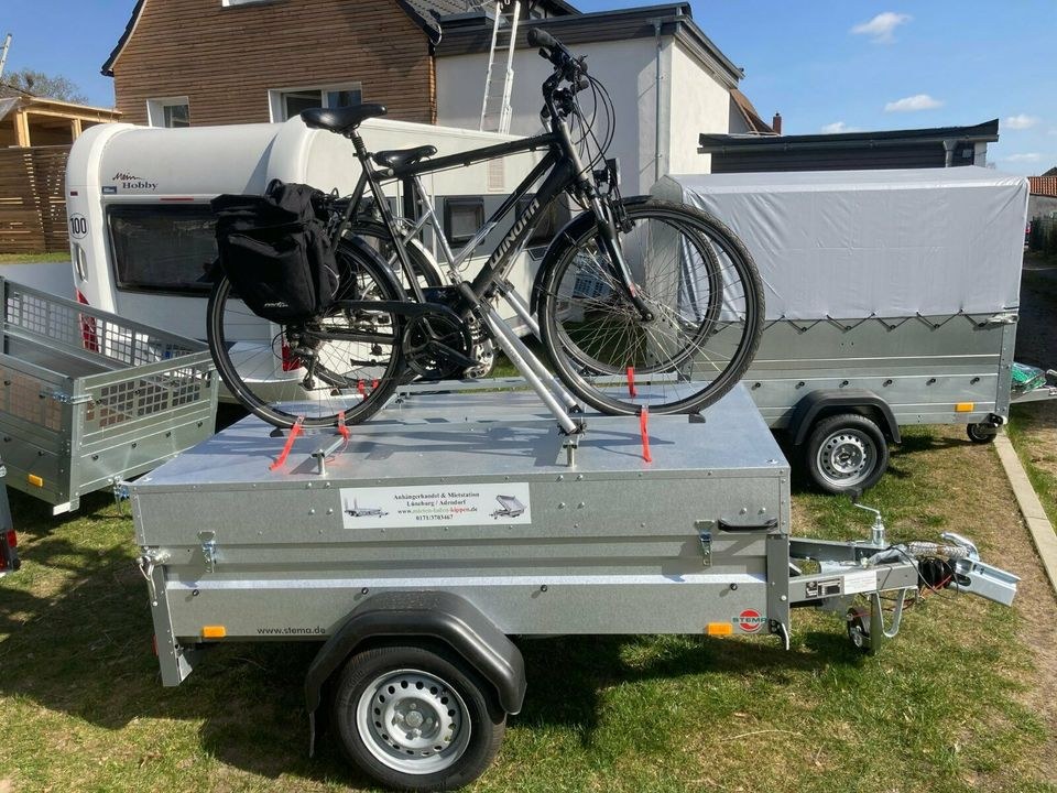Urlaubsanhänger Deckelanhänger 850Kg gebremst mieten in Adendorf