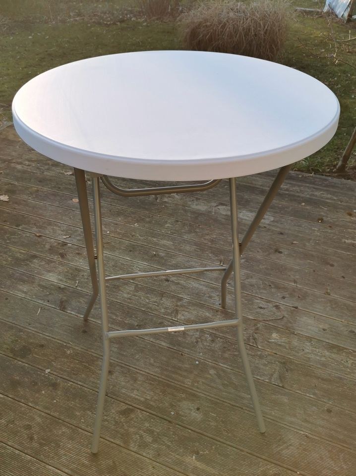 Stehtische D80cm mieten bei mieten-laden-kippen – für Empfang & Party – 2