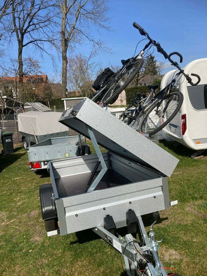Urlaubsanhänger Deckelanhänger 850Kg gebremst mieten in Adendorf – 2