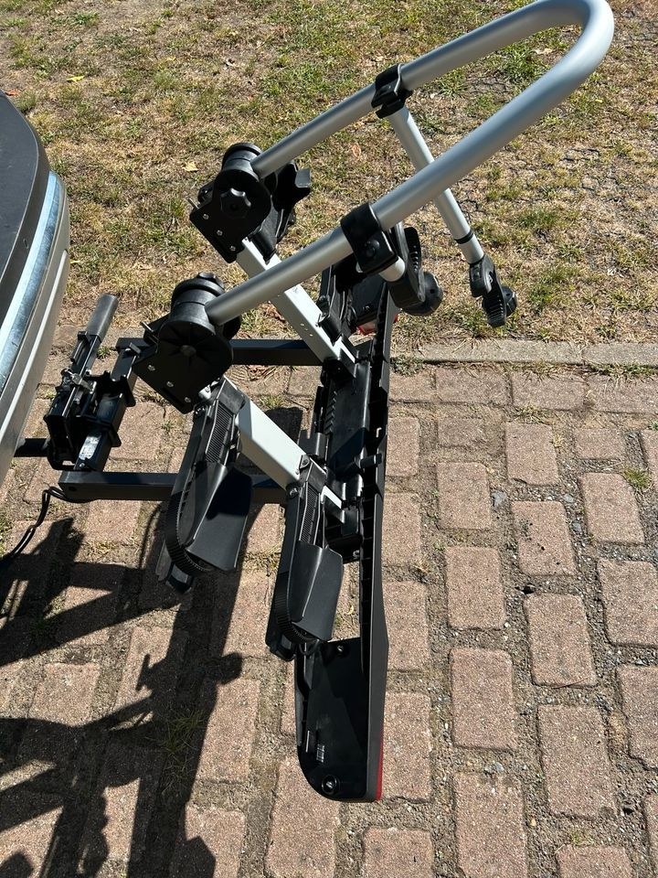 Fahrradträger 2 E bikes mieten in Adendorf – Zubehör statt Kauf