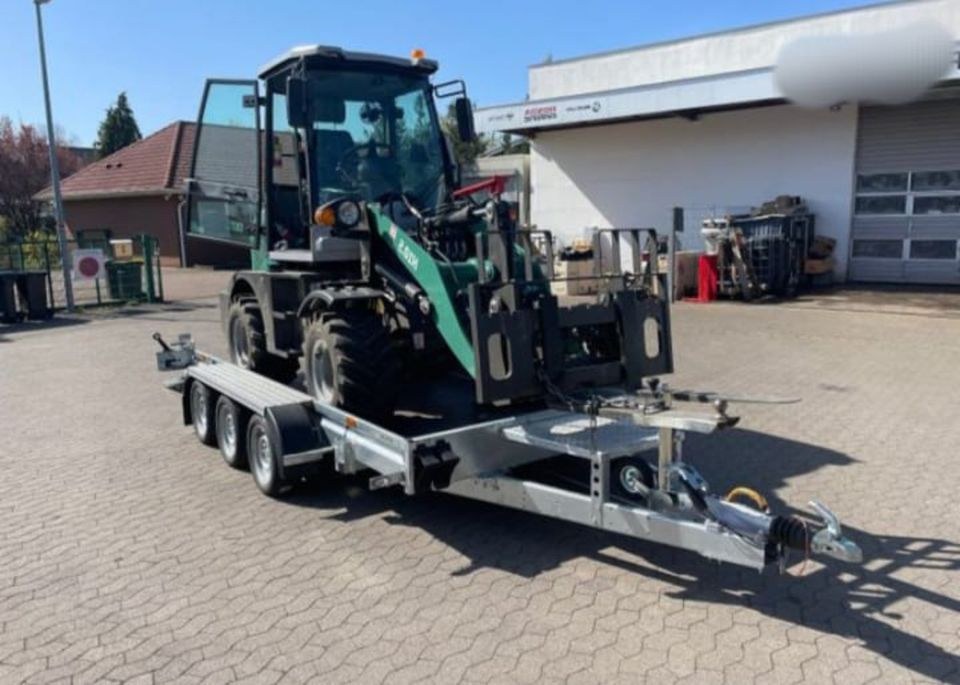 Martz Bau3 Baumaschinen Anhänger Mini Bagger mieten in Sulzbach (Saar)