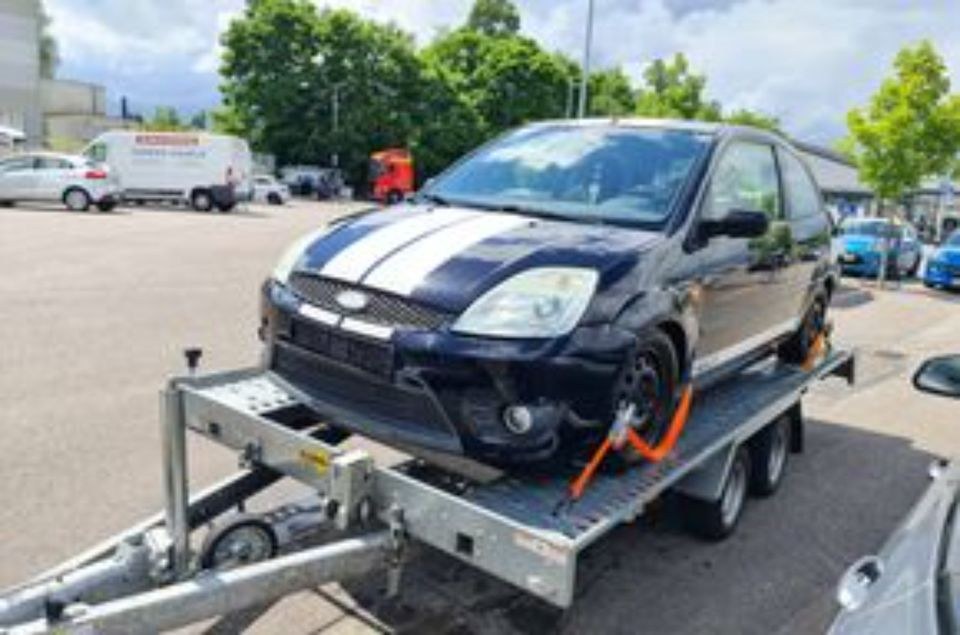Autotransporter Auto Anhänger Humbaur FTK mieten in Sulzbach (Saar)