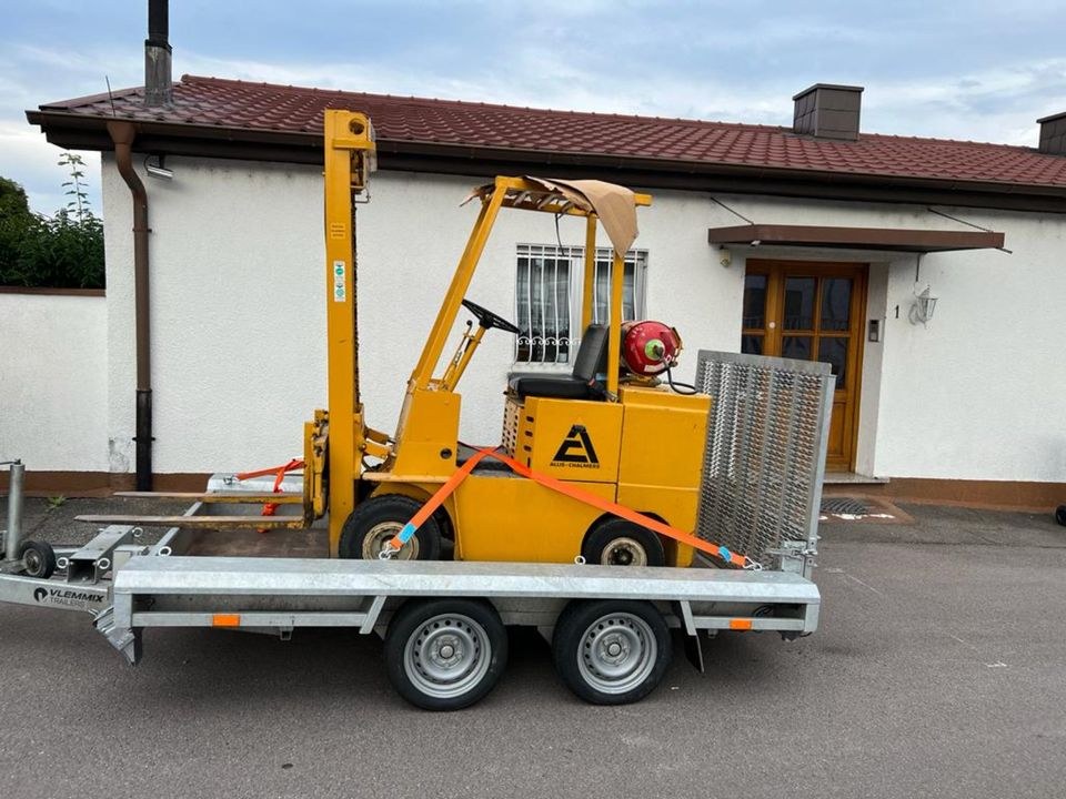 Universal Baumaschinen Anhänger Stapler mieten in Sulzbach (Saar)