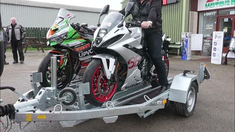 Debon 2er 1,3t Motorrad Anhänger mieten bei Mieten Statt Kaufen AVS – 2