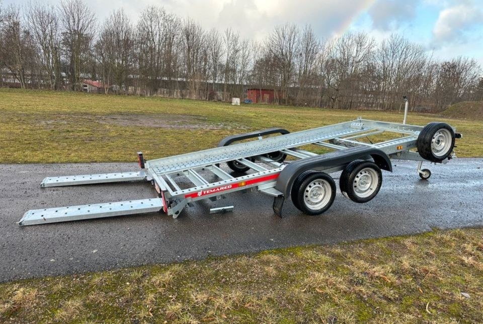Temared leichter Autotransporter Auto Anhänger mieten