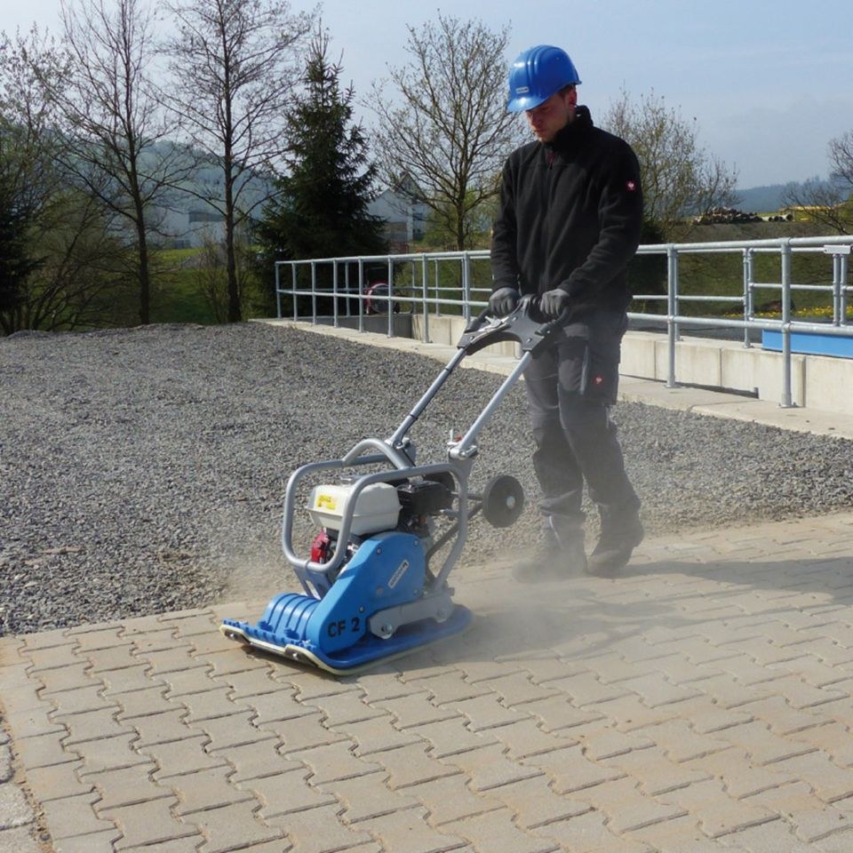 Rüttelplatte 100 kg mieten in Ronnenberg – für Pflaster & Terrasse – 4