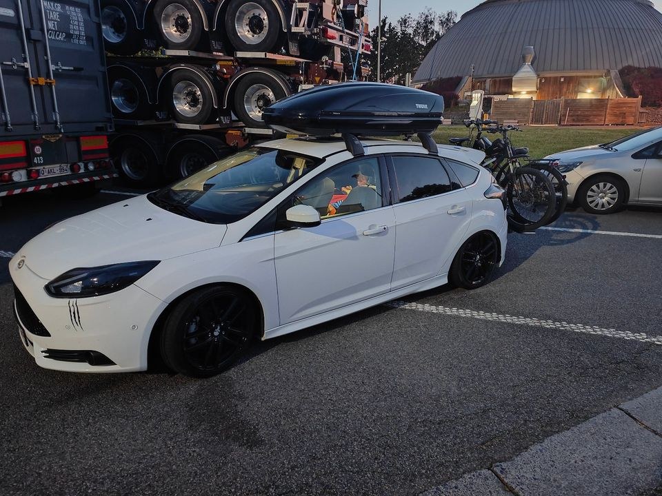 Thule Motion M Dachbox 410 L Urlaub Ski Familie mieten in Eppelborn – 2