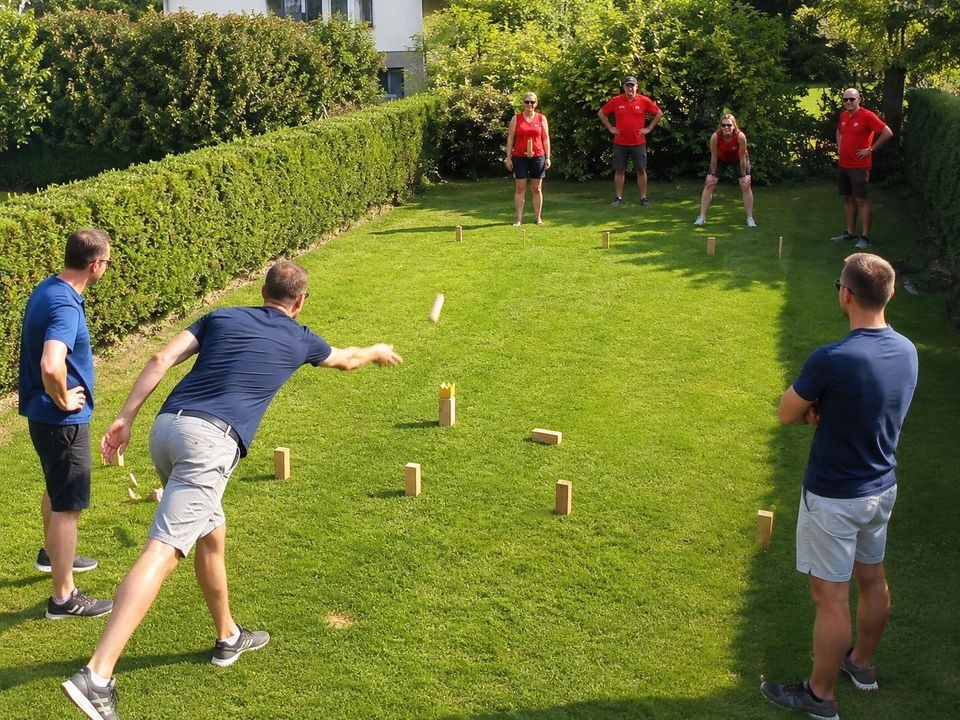 Wikinger Vikinger Schach Kupps Outdoor Spiel mieten in Eppelborn