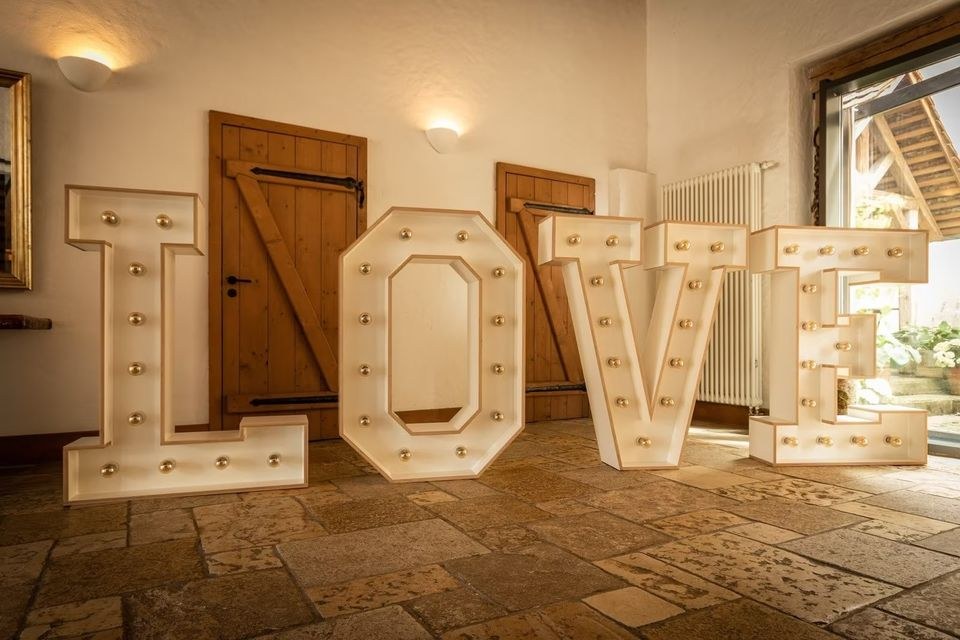Love Buchstaben Trauung Deko mieten in Eppelborn – für die Hochzeit – 2