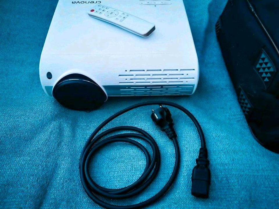 Beamer N +Leinwand +Stativ Full HD mieten bei Mietpark Fam. Wischer – 3