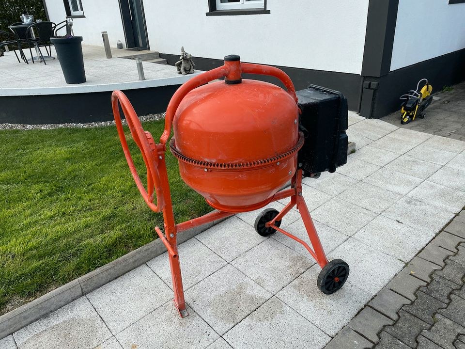 Betonmischer Lescha no e Mail 0152 53541500 mieten