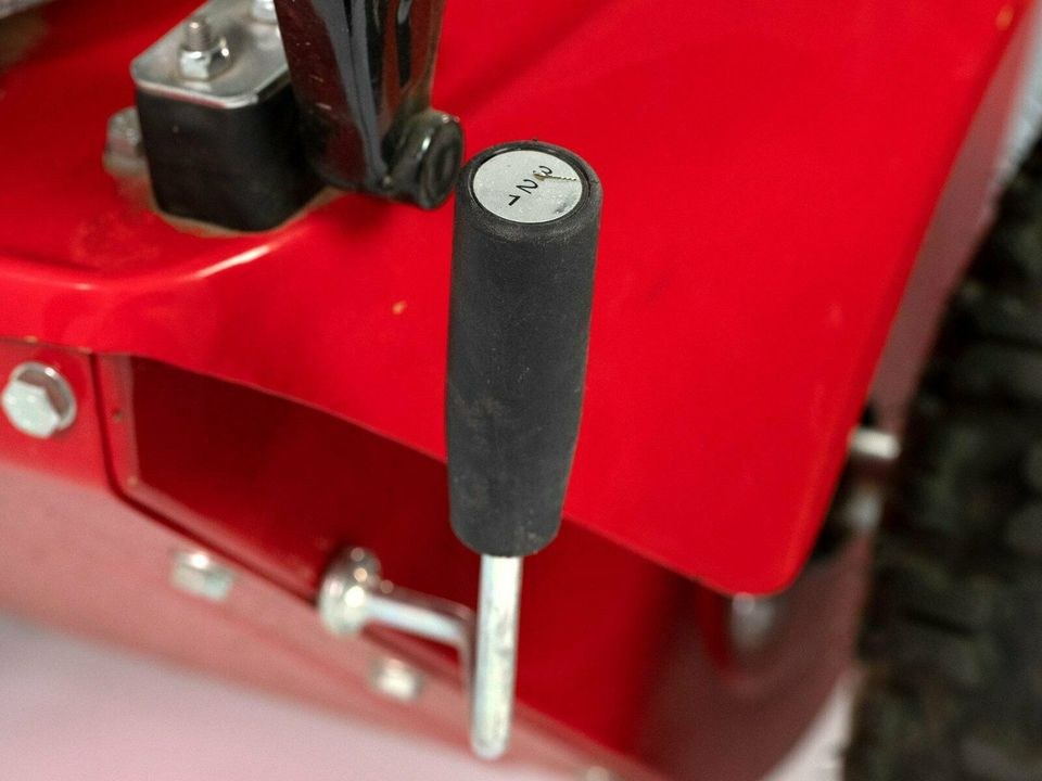 Kehrmaschine Motorbesen Werkzeug mieten bei Mietpark - Hannover – 3