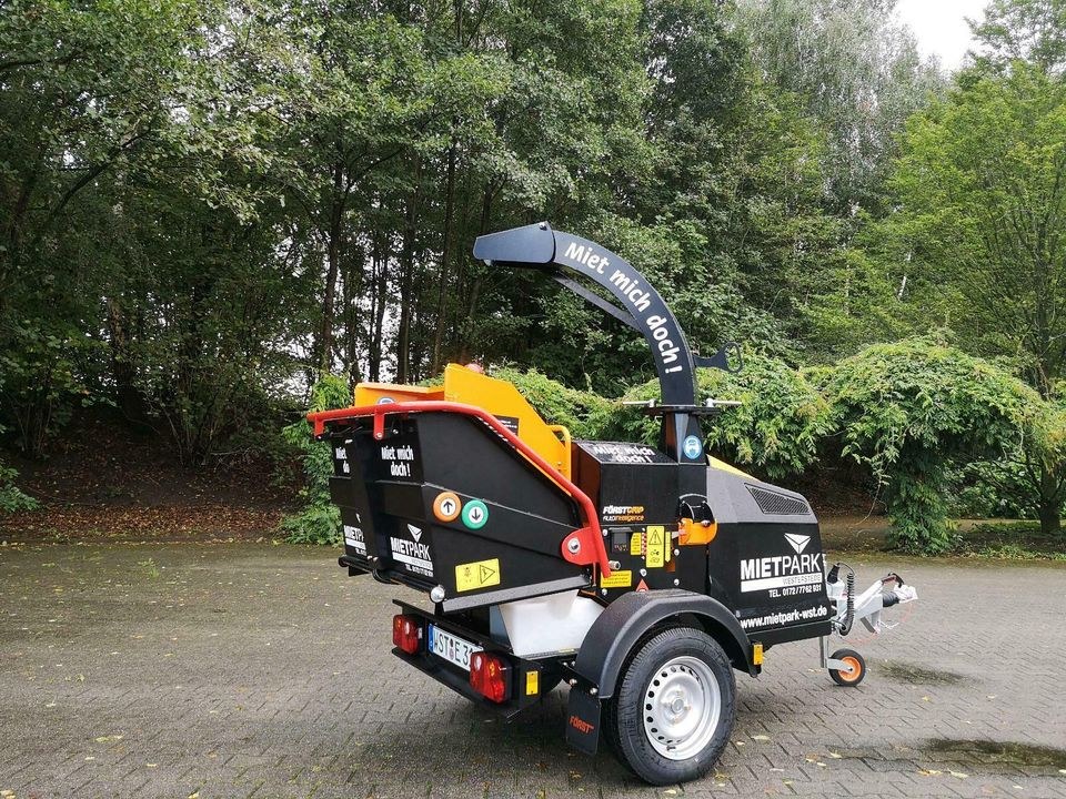 Häcksler Schredder Först mieten bei Mietpark Westerstede – 3