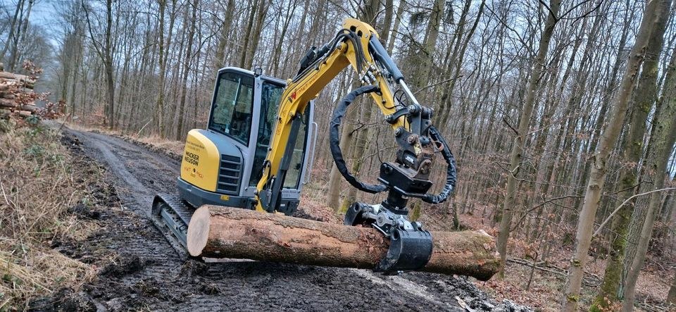 Minibagger Bagger 3 t Wacker Neuson Kettenbagger mieten in Edermünde