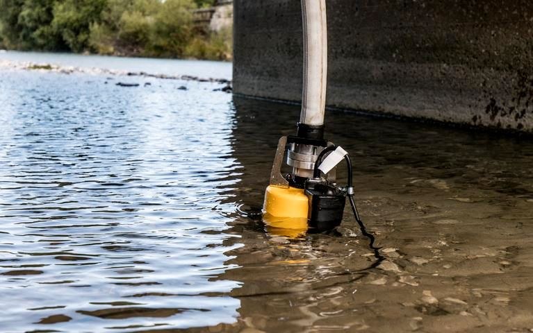 Schmutzwasserpumpe Tauchpumpe Wasserpumpe Wacker mieten in Edermünde – 2