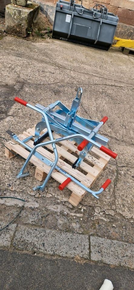 L Steinzange Blockstufenzange Bordstein mieten in Edermünde