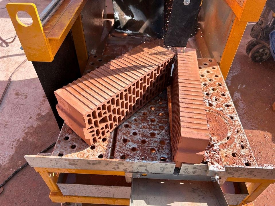 Blocksteinsäge Steinsäge Tischsäge Jumbo Cedima mieten in Edermünde – 3