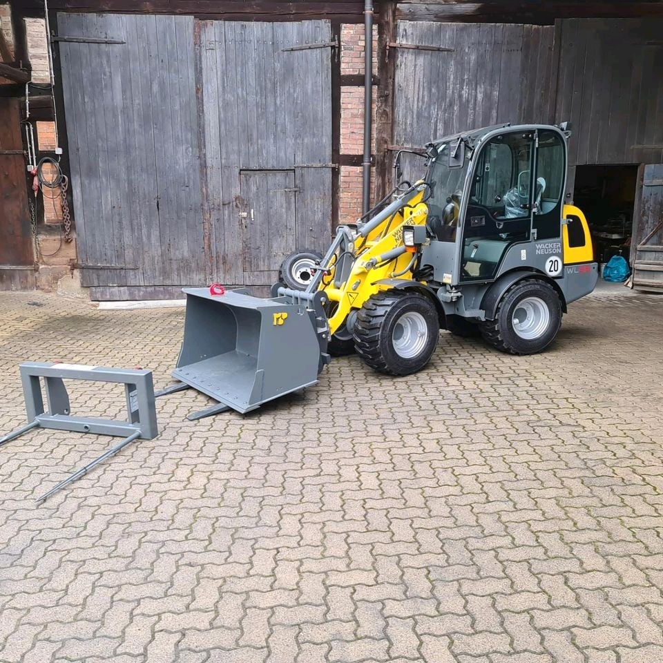 Radlader WL 25 Wacker Neuson Kompaktlader 2,5 t mieten in Edermünde