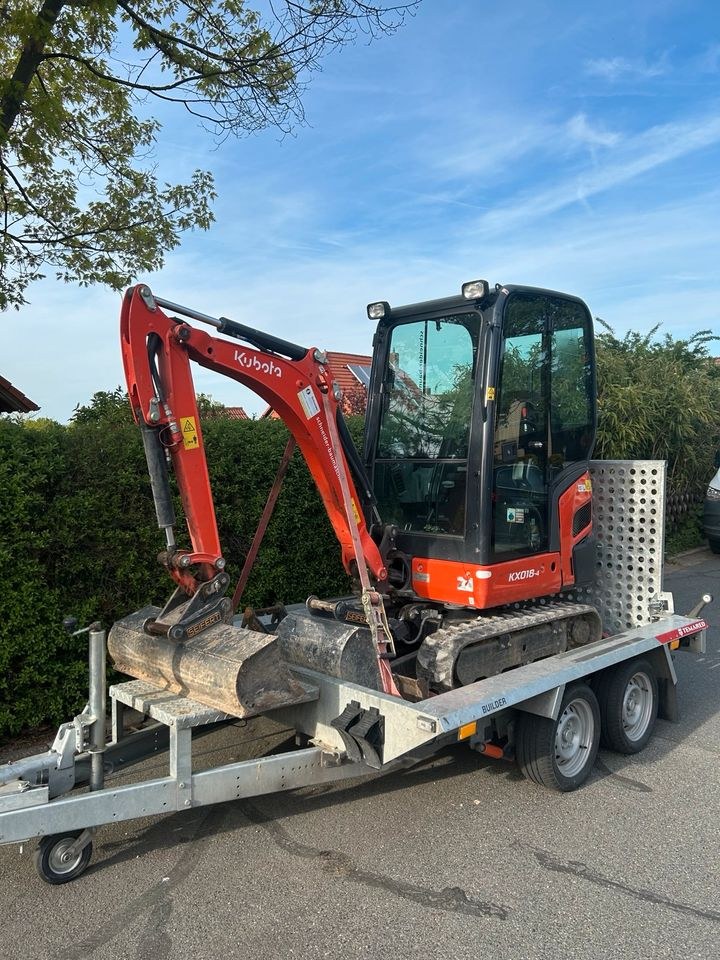 Minibagger Kubota KX018 4 Bagger mieten bei MietPark SPB