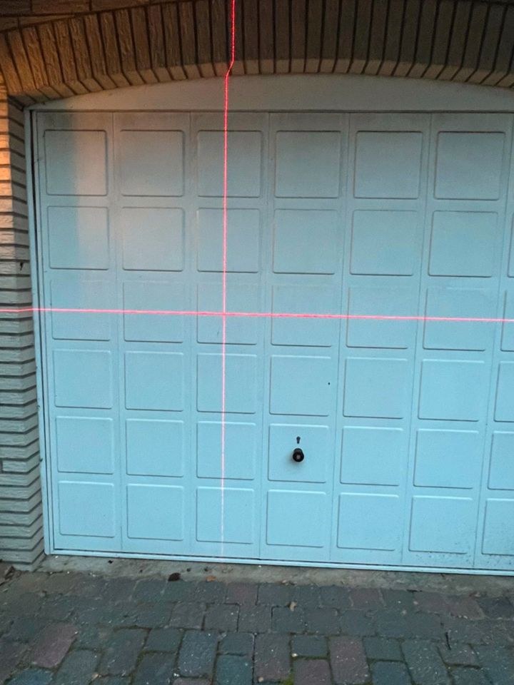 Kreuzlinienlaser m Stativ mieten in Löningen – für exakte Ergebnisse – 2