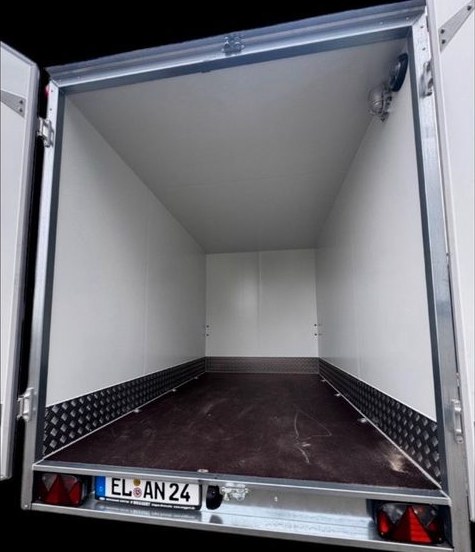XXL Anhänger Umzug Kofferanhänger mieten bei Mietshop24 – 3