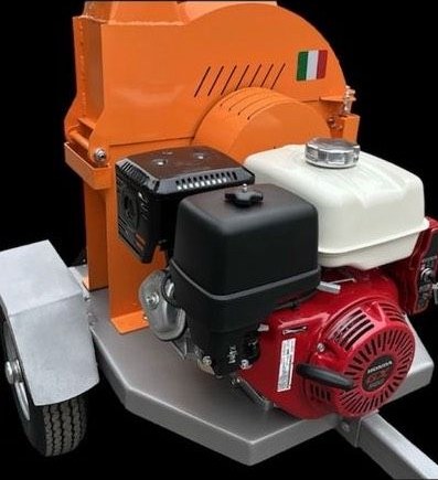 Häcksler Honda Holzhäcksler Holzhacker mieten bei Mietshop24 – 4