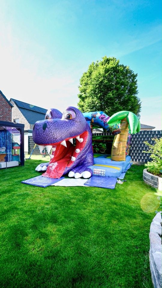 5,9mx4,2m Hüpfburg Crazy Dino Rutsche mieten bei Mietshop24